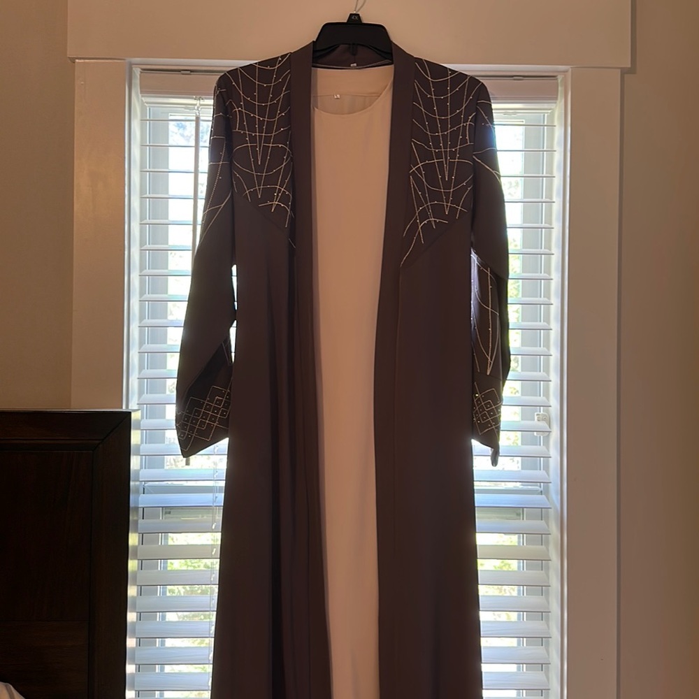 Beautiful light purple/grey abaya dress.